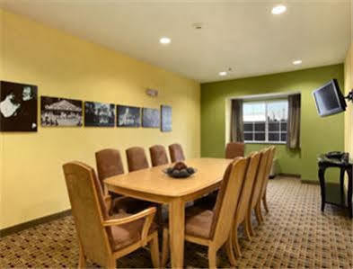 Microtel Inn & Suites By Wyndham Tuscumbia/Muscle Shoals Εστιατόριο φωτογραφία